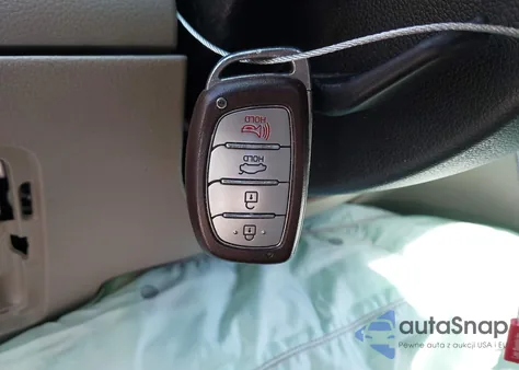 2017 Hyundai Elantra Value Edition из США, поврежденный, VIN KMHD84LF5HU328497